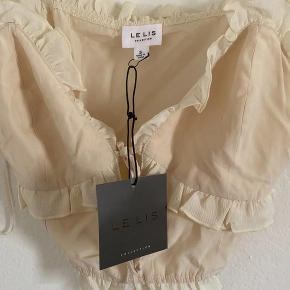 Le Lis Cream Ruffle Crop Top - Picture 2 of 3